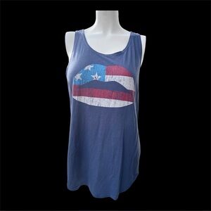 Weekend Soul American Flag Lips Flowy Loose Tank Top Blue Women’s M SMALL STAIN